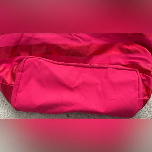 Victoria's Secret Vibrant Pink Tote - Picture 7 of 7